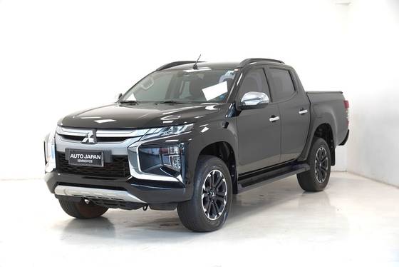 MITSUBISHI L200 TRITON 2.4 16V TURBO DIESEL SPORT HPE CD 4P 4X4 AUTOMÁTICO